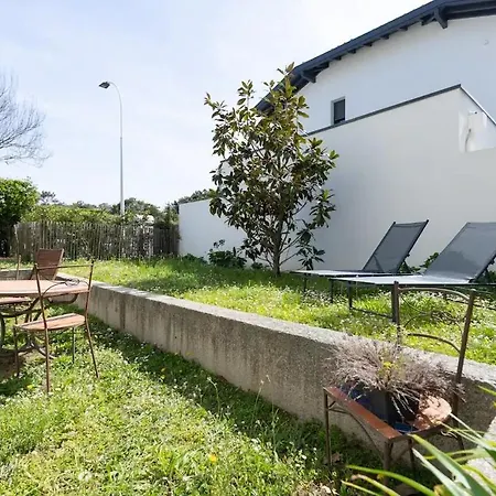 Apartment Nouveau, Tres Bel Avec Jardin *